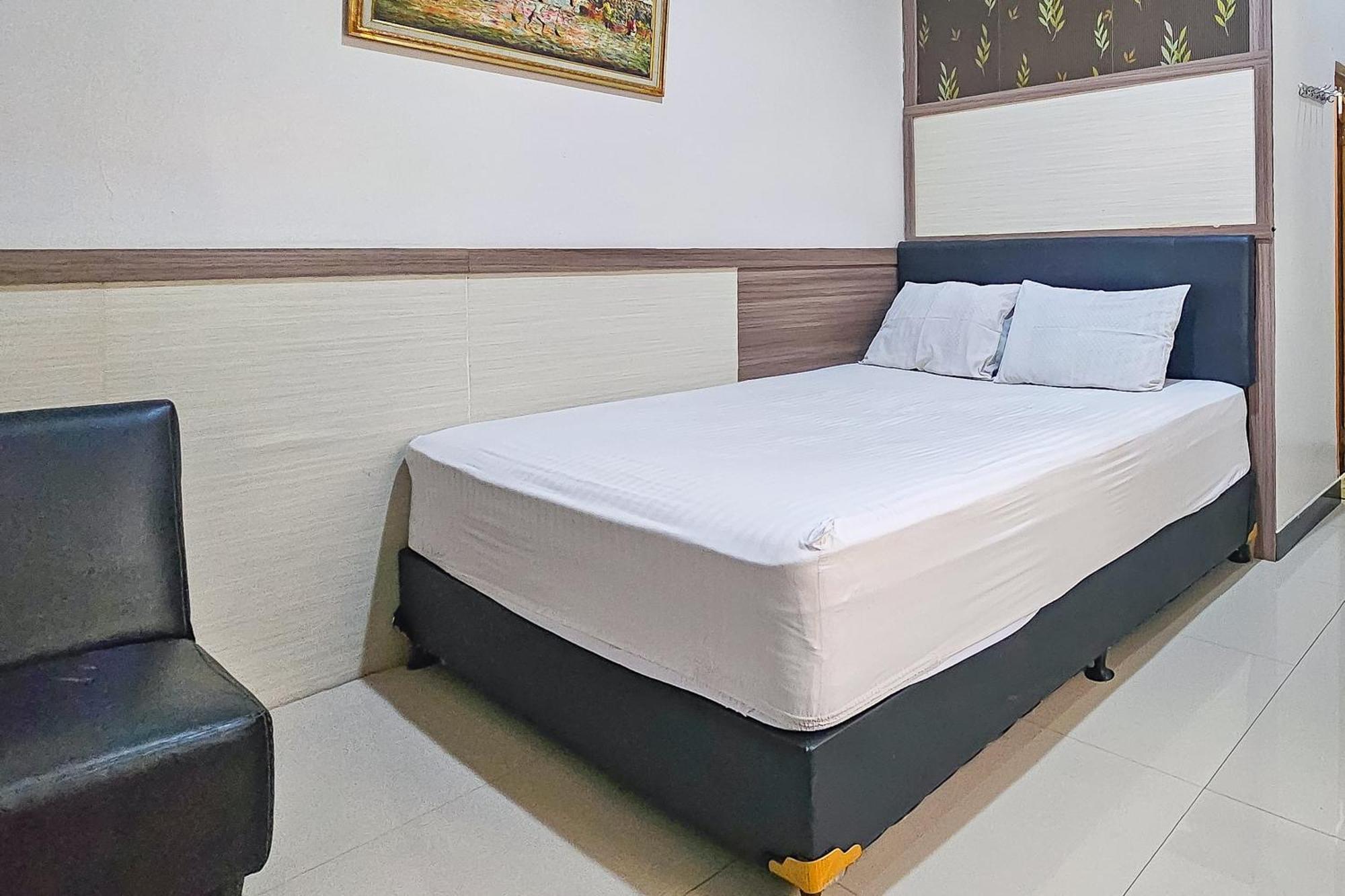 Wisma Brata Mitra Reddoorz Sukabumi Exterior photo